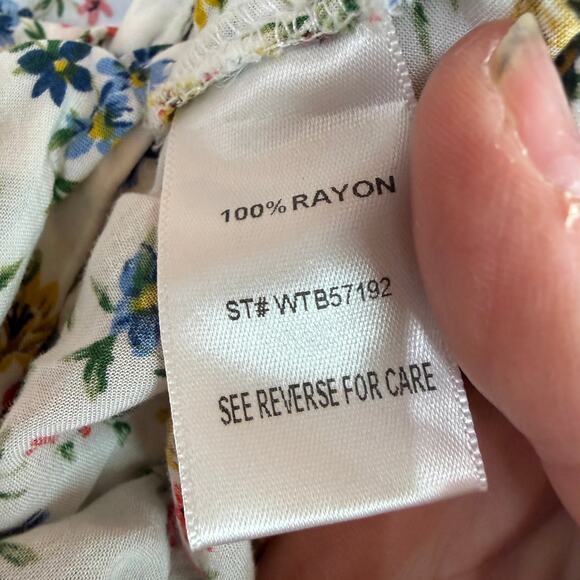 Lost + Wander Women's Floral Twist Crop Bell Sleeve Blouse Shirt Size Small - Picture 2 of 8